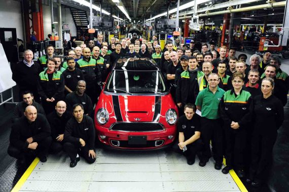 第二代MINI掀背车停产 新一代2014年上市