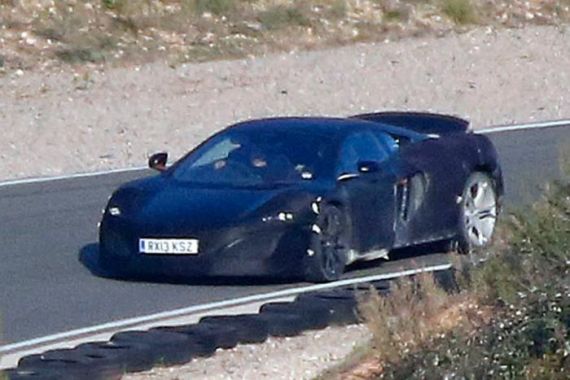 迈凯伦P13路试谍照曝光 明年底发布