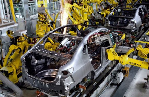 IT技术渗透汽车：汽车趋向人性化 智能化