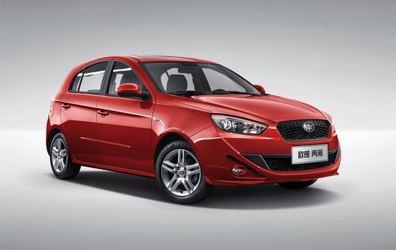 一汽欧朗两厢上市 售6.68万-8.18万