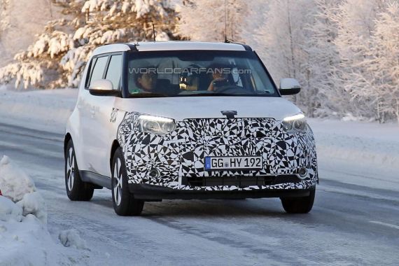 起亚秀尔电动版谍照曝光 今年内发布