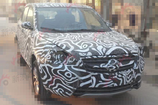 借鉴三菱欧蓝德技术 北汽C51X谍照曝光