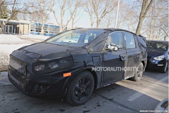 2015全新一代福特S-Max测试谍照曝光