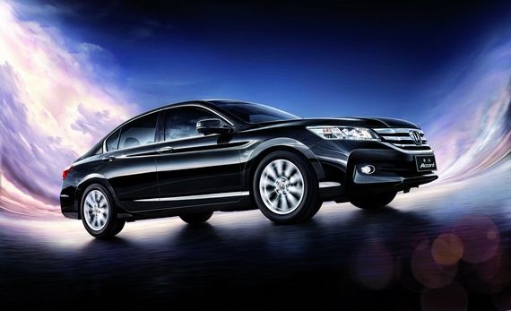 第九代雅阁2.0L/2.4L舒适版上市 售17.98万起