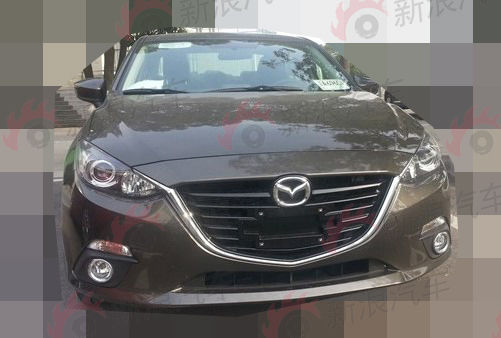 长安马自达全新AXELA昂克赛拉实拍谍照