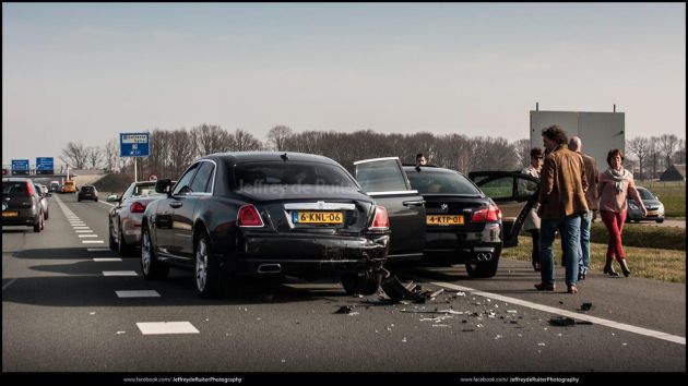 M5撞古斯特 无辜奥迪A5被殃及