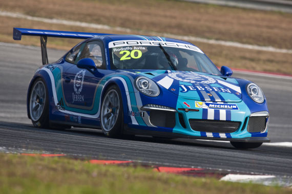 捷成车队出战2014亚洲保时捷卡雷拉杯