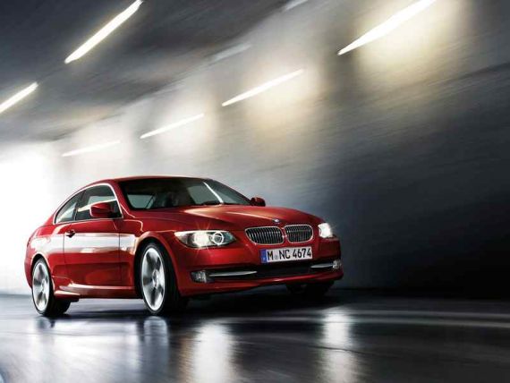 购3系轿跑 享多重豪礼 送BMW原厂自行车