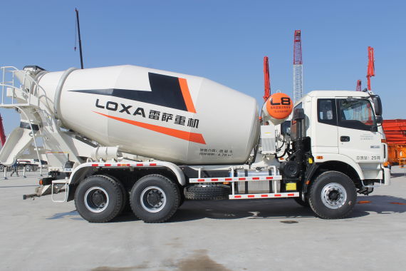 福田汽车雷萨重机新厂投产 产能4500台