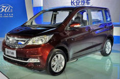 长安MPV将推“加长版” 抗衡五菱宏光-图