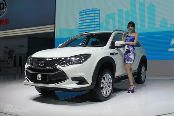 比亚迪唐全球首发 百公里加速度4.9秒