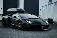 兰博基尼Aventador冬季版缎黑套件美图