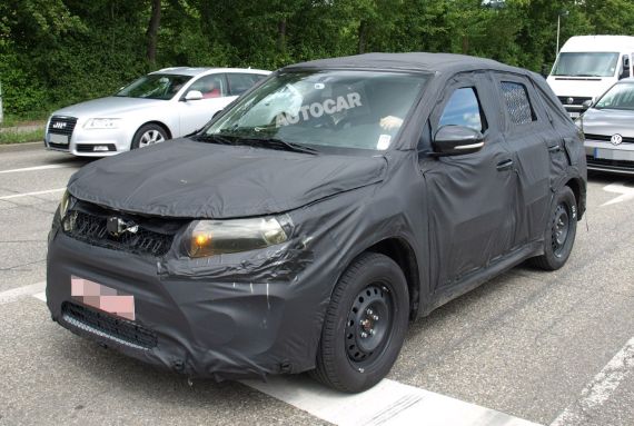 铃木新紧凑级SUV谍照曝光 巴黎车展亮相