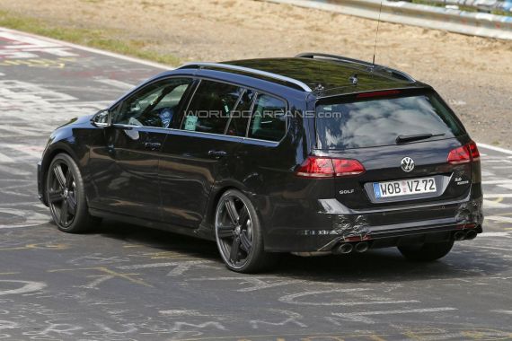 大众高尔夫R旅行版谍照曝光 马力达300匹