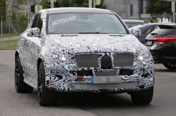 奔驰MLC内饰谍照曝光 与宝马X6抗衡