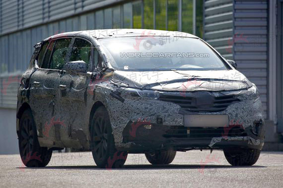 第五代雷诺太空谍照曝光 巴黎首发