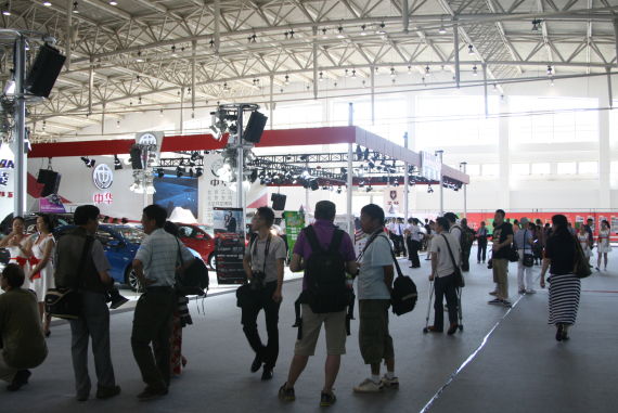 购车优惠 第21届北京汽车展销会开幕