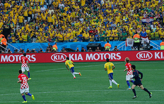 赞助世界杯：起亚的全球攻略与中国行动