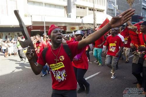 南非爆发22万人罢工 通用/宝马临时停产