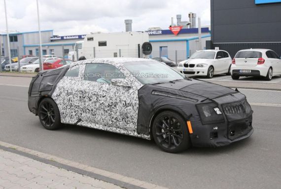 凯迪拉克ATS-V Coupe谍照 剑指M4 Coupe