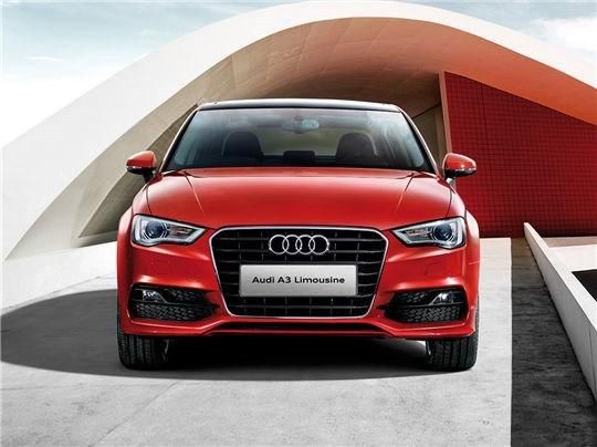 奥迪A3置换“0”元购  为爱“加油”