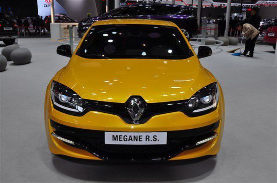 雷诺梅甘娜R.S.亮相成都 搭载2.0T发动机