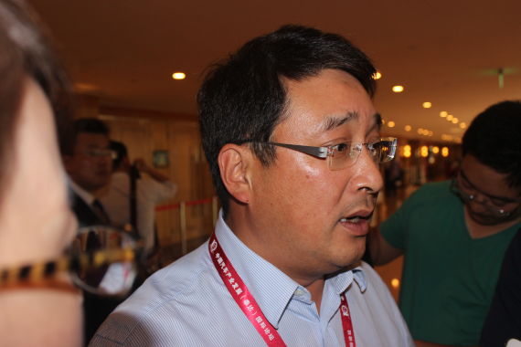 刘卫东：东风联合国航推进电动车应用推广