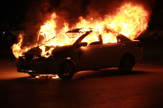 村主任疑因无力偿还高利贷驾车携母自焚