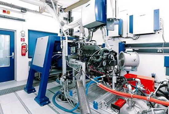 发动机台架实验 发动机台架实验