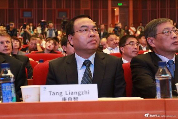 唐良智：2017武汉汽车整车产能将超300万辆