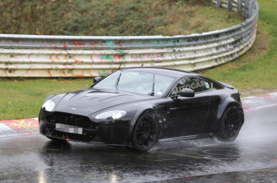 马丁V12 Vantage S GT3