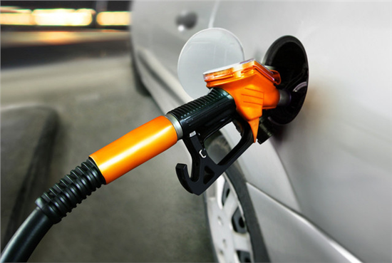 为爱车加油有诀窍 早晚时段量足更省钱 为爱车加油有诀窍 早晚时段量足更省钱