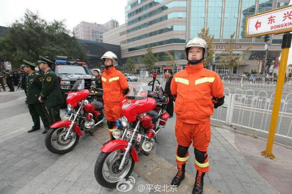 新型消防摩托值守北京天安门