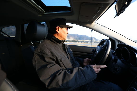 车主罗先生评价马自达CX-7操控性 车主罗先生评价马自达CX-7操控性