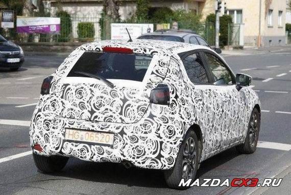 马自达CX-3谍照