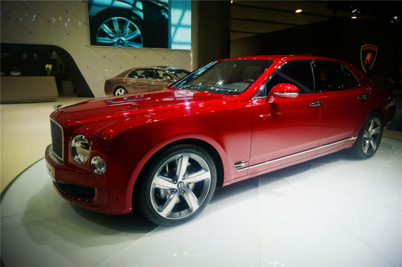 品牌新旗舰 宾利慕尚极致版广州车展首发 品牌新旗舰 宾利慕尚极致版广州车展首发