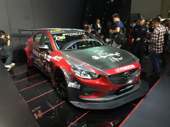 图为马自达阿特兹CTCC版赛车