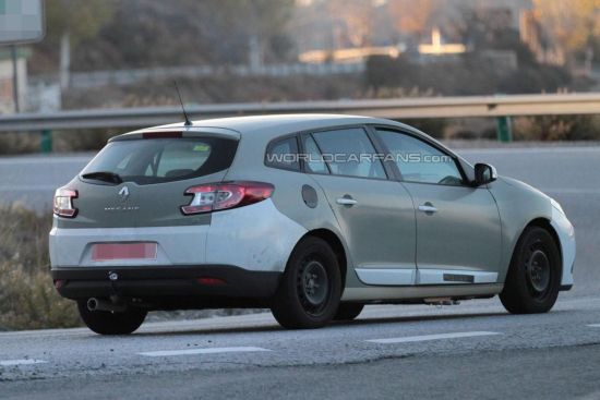 新一代梅甘娜旅行版谍照曝光 或明年发布