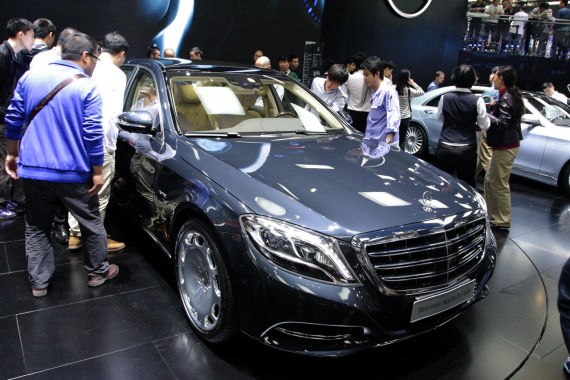 迈巴赫 别忘了买不起你的人