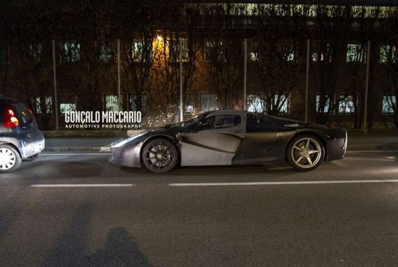 法拉利LaFerrari敞篷版谍照 法拉利LaFerrari敞篷版谍照