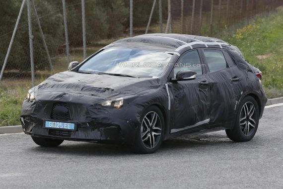 英菲尼迪QX30最新谍照曝光 2015年发布 英菲尼迪QX30最新谍照曝光 2015年发布