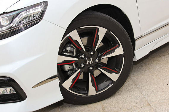 美丽更需呵护 汽车轮毂日常保养注意