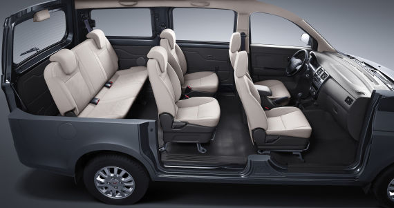 五菱宏光V内饰图片曝光 延用家族化风格 五菱宏光V内饰图片曝光 延用家族化风格