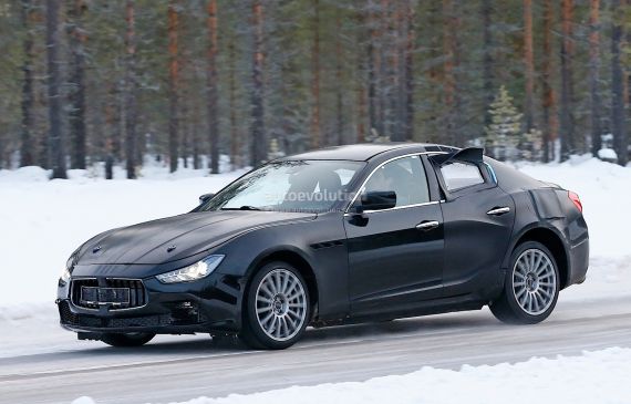 阿尔法-罗密欧Giulia曝光 明年6月首发 阿尔法-罗密欧Giulia曝光 明年6月首发