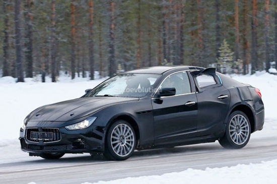 阿尔法-罗密欧Giulia曝光 明年6月首发