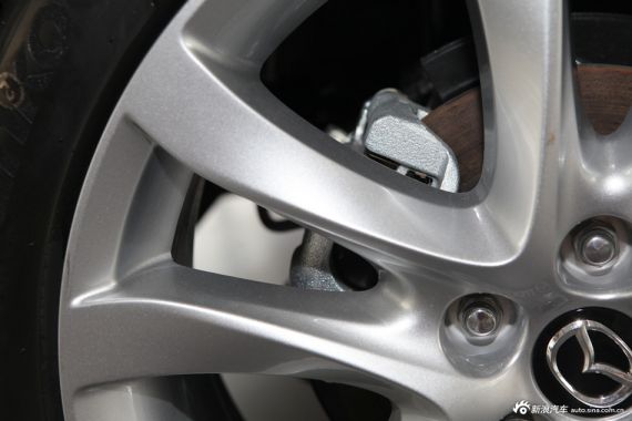 汽车保养小知识仔细检查你看不到部位