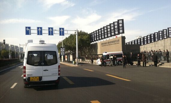 南京金龙开沃纯电动商务车再度成为政府指定用车