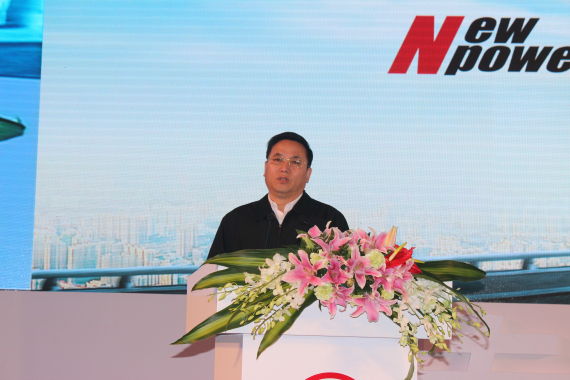 东风汽车总经理朱福寿致辞