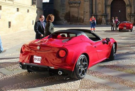 阿尔法4C Spider量产车曝光