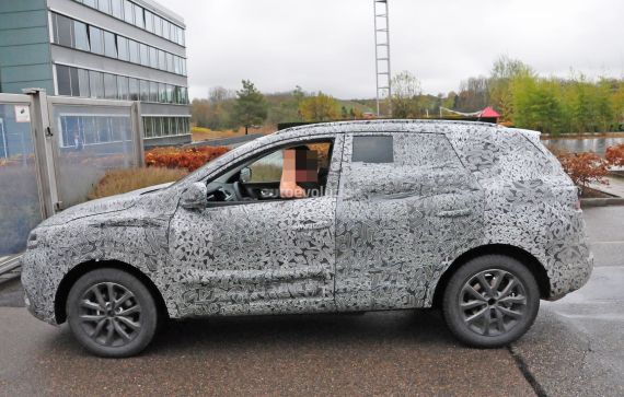 新一代雷诺科雷傲内饰曝光 年内亮相